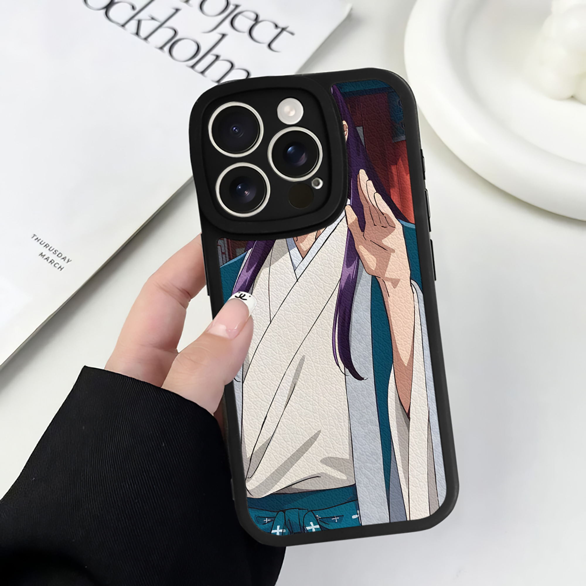 薬屋のひとりごと The Apothecary Diaries 【iPhone 16シリーズ対応】シリコンスマホケース（レザー調） 材質：シリコン